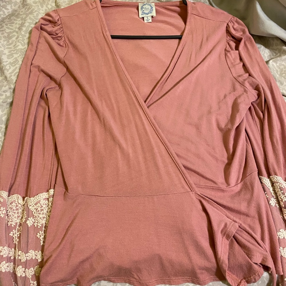 Tie around blouse super light and comfortable